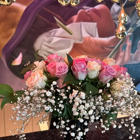 Classic Harmonie מלון 3*