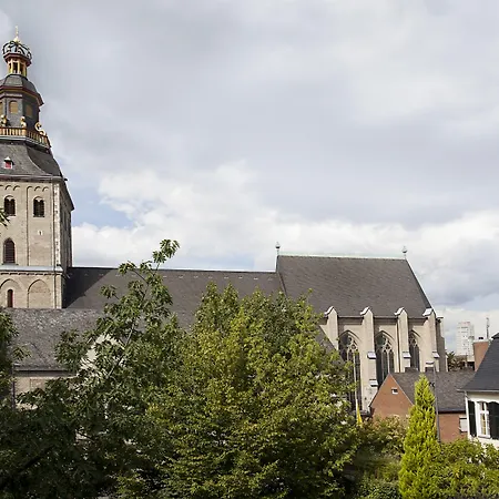 Classic Harmonie מלון קלן