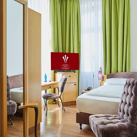 Classic Harmonie Отель 4*