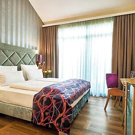 Classic Harmonie 4* Köln