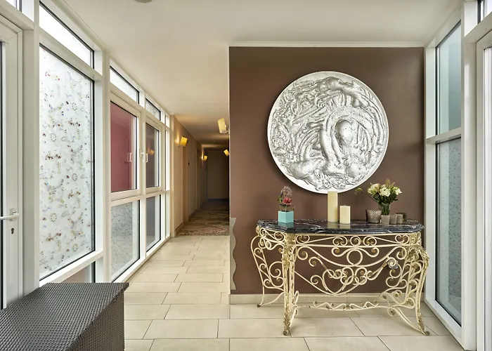 哈姆尼经典酒店 酒店