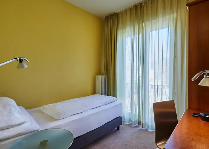 Classic Harmonie Hotel 4*