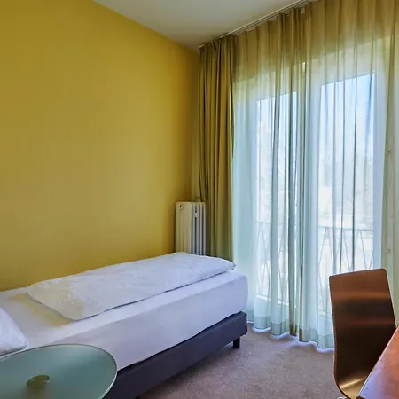 Classic Harmonie Hotel 4*
